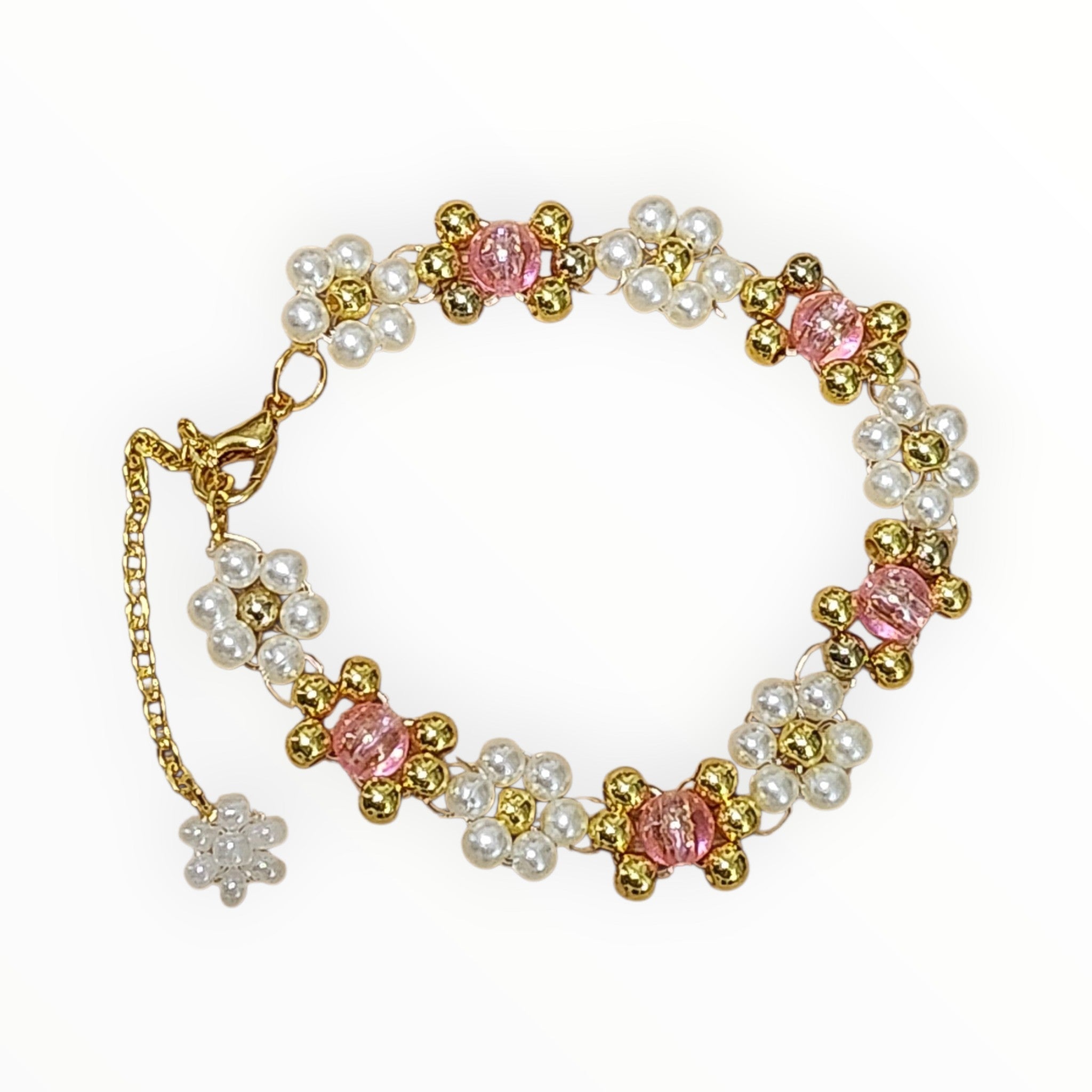 Hand strung Floral Bracelet - It's Beadiful By MistyMae